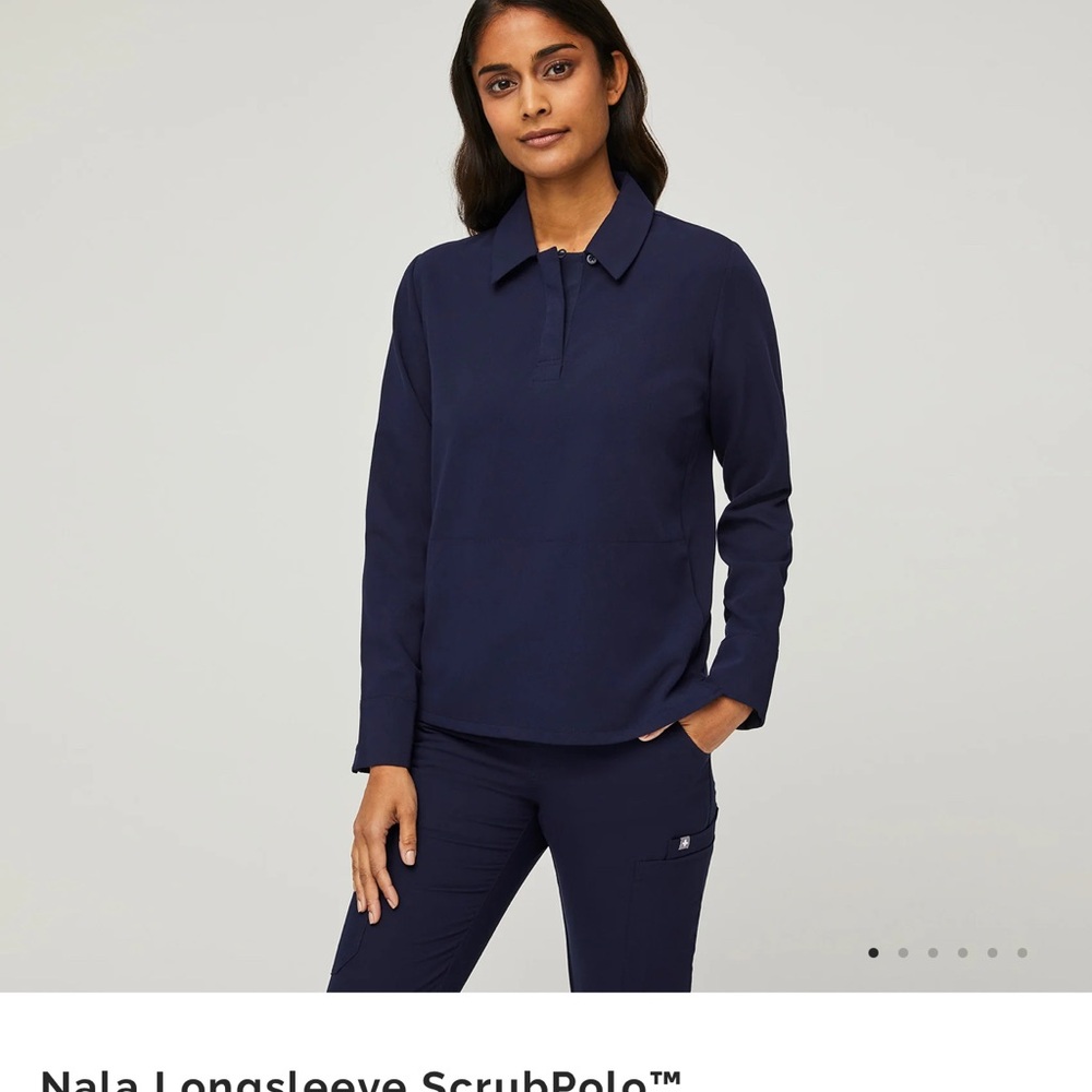 Figs Women's Navy Nala ScrubPolo Long Sleeve Top
Excellent condition
